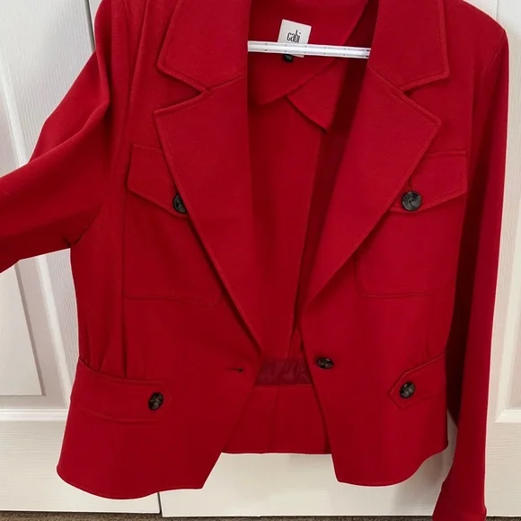 CAbi Women's Vibrant Red Blazer - Picture 4 of 9